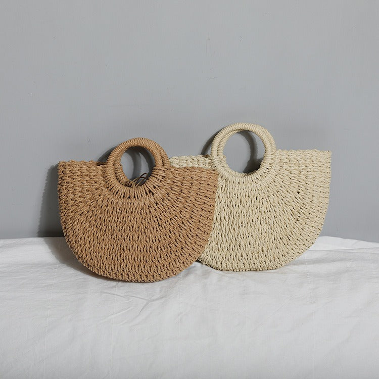 Bolso de paja hecho a mano