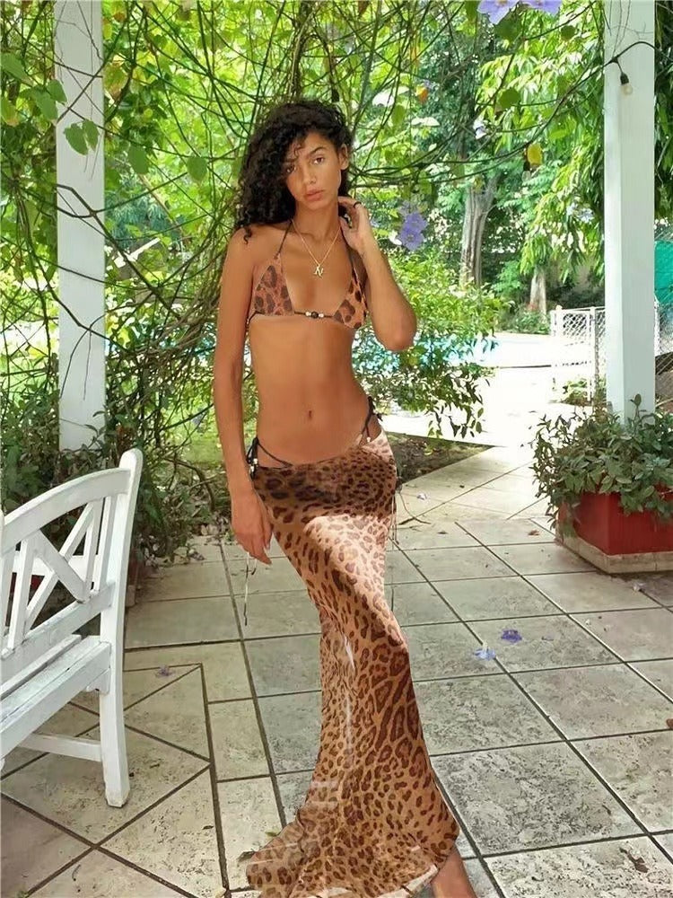 Conjunto Bikini e Saia Animal Print
